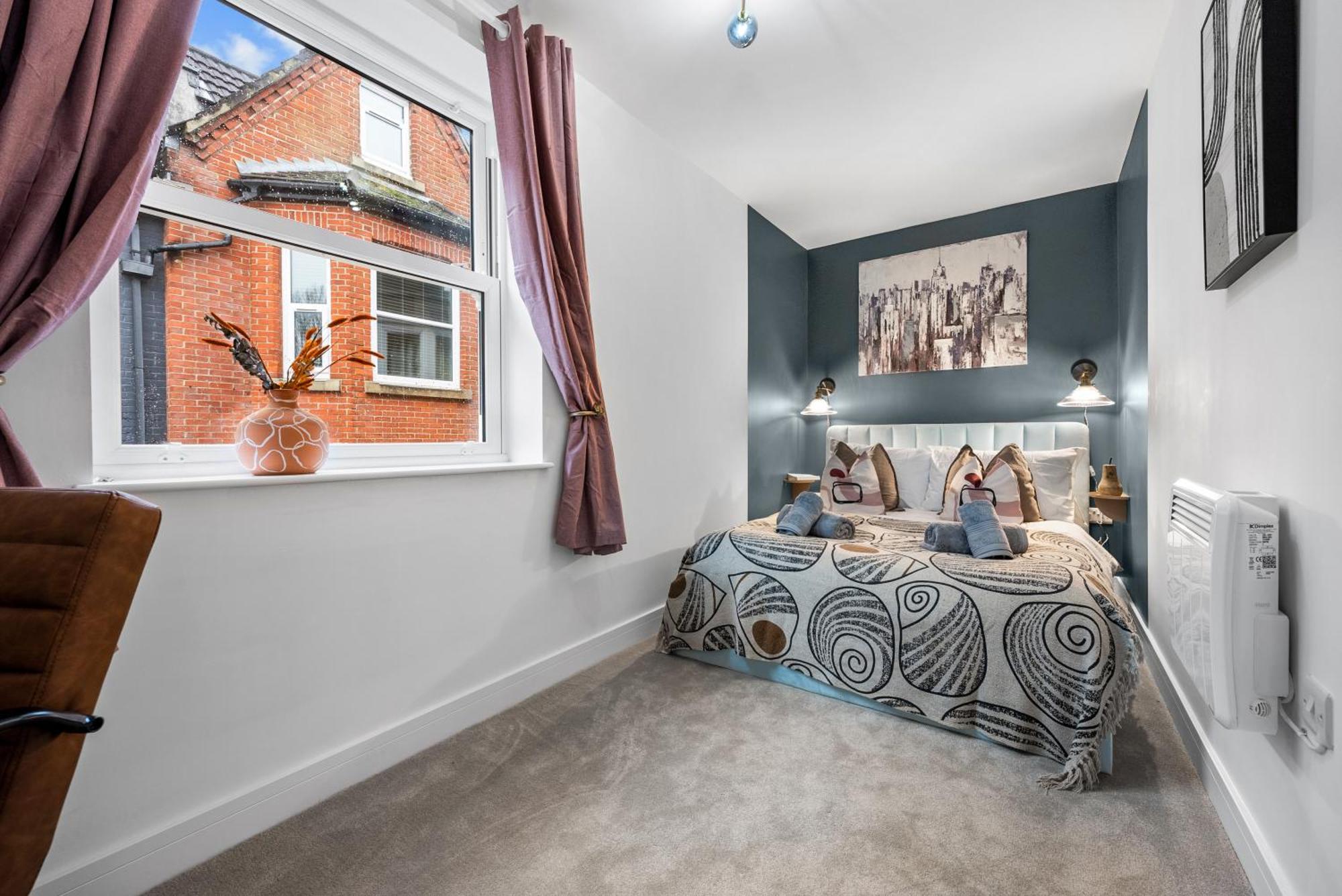 1-bedroom Luxurious, Centre, Chic & Stunning In Southampton, Sleeps 4, Summer Special Offer! - By Blue Puffin *