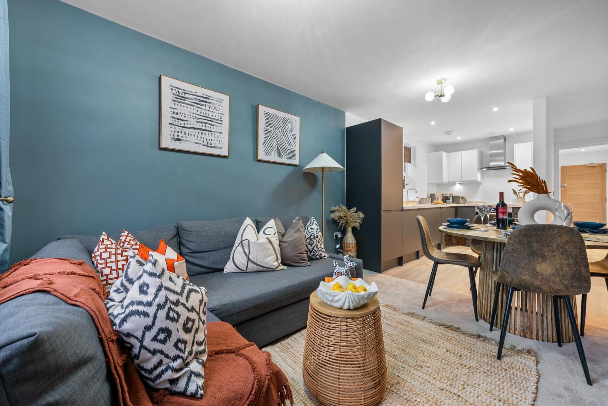 1-bedroom Luxurious, Centre, Chic & Stunning In Southampton, Sleeps 4, Summer Special Offer! - By Blue Puffin *